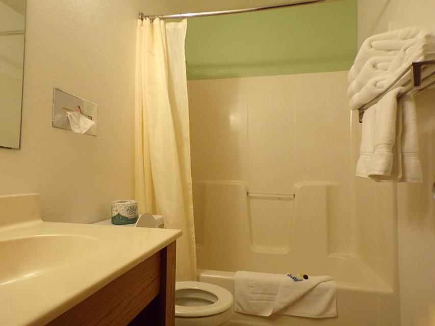 Morton Inn Hotel 2*