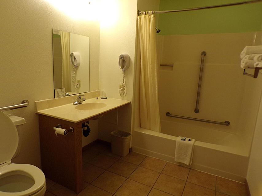 Morton Inn Hotel 2*